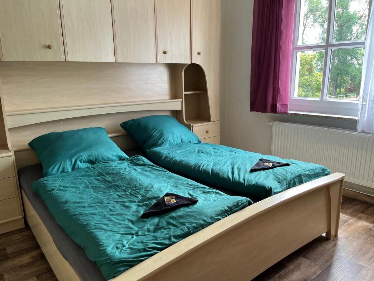 Radler Hotel Seehausen  Екстериор снимка